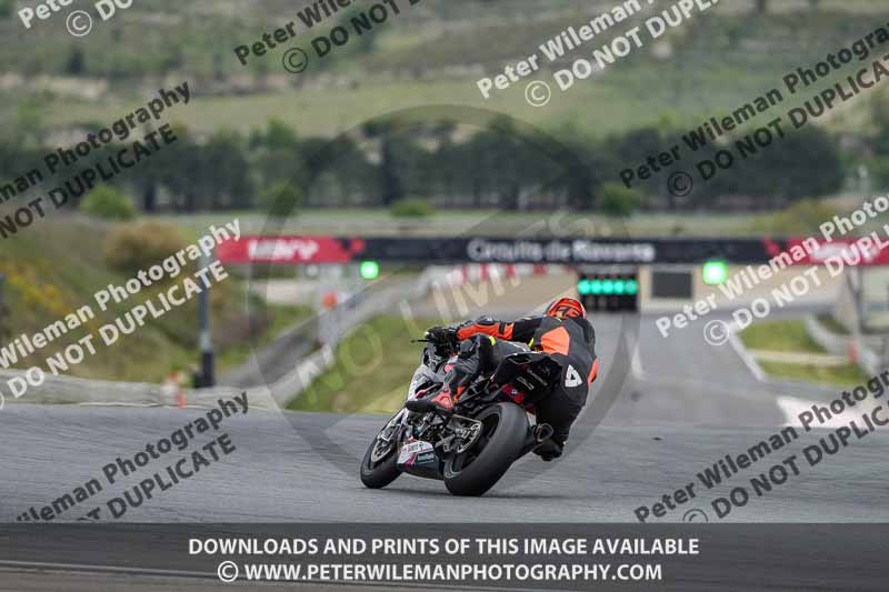 cadwell no limits trackday;cadwell park;cadwell park photographs;cadwell trackday photographs;enduro digital images;event digital images;eventdigitalimages;navarra;no limits trackdays;peter wileman photography;racing digital images;trackday digital images;trackday photos